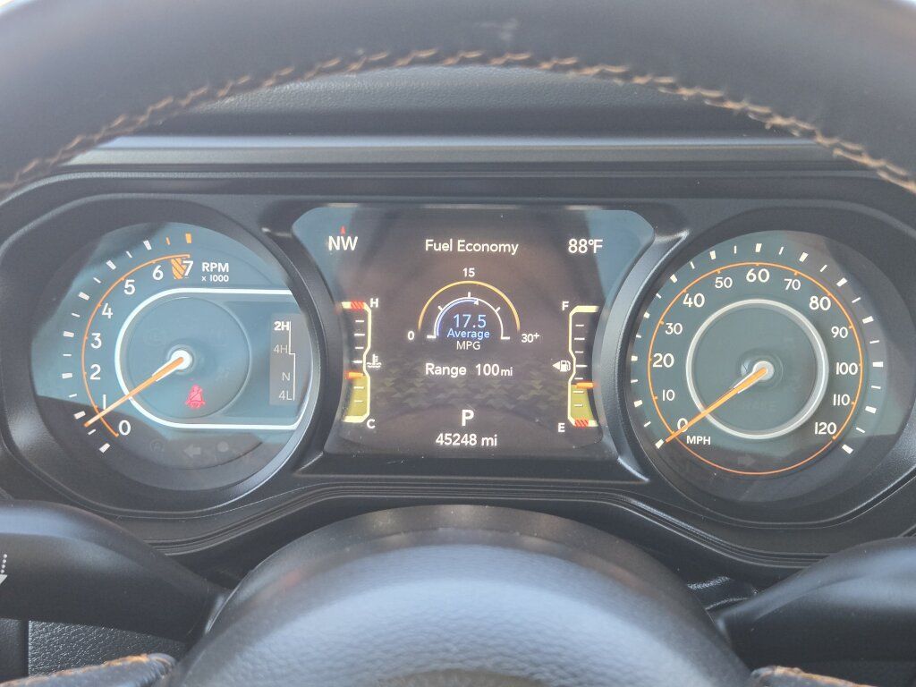 Used 2024 Jeep Gladiator Mojave AWD/4WD image 17