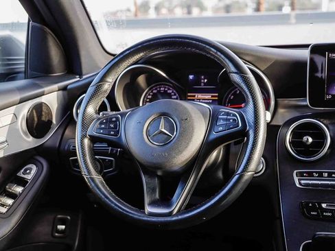 Used 2019 Mercedes-Benz GLC 300 image 18
