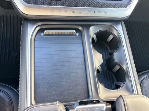 Certified 2025 Ford Expedition Max Platinum w/ Stealth Performance Package image 80