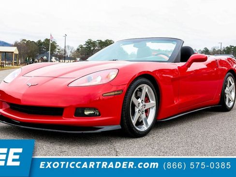 Used 2005 Chevrolet Corvette Convertible w/ Preferred Equipment Group image 1