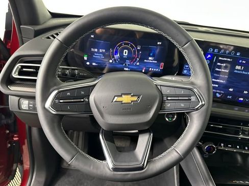 Used 2024 Chevrolet Traverse LT w/ Trailering Package image 14