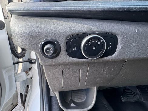 Used 2021 Ford Transit 350 DRW RWD image 11