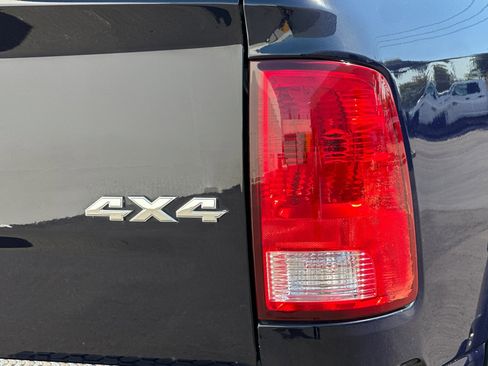 Used 2019 RAM 1500 Big Horn AWD/4WD image 29