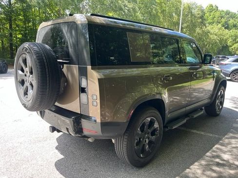 Used 2026 Land Rover Defender 110 S AWD/4WD image 9