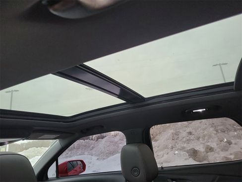 Used 2019 Chevrolet Blazer RS image 17