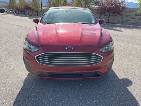 Certified 2019 Ford Fusion SE FWD image 12