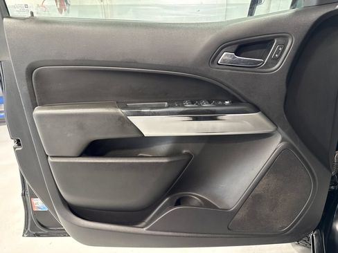 Used 2018 Chevrolet Colorado LT w/ Luxury Package, Chrome AWD/4WD image 28