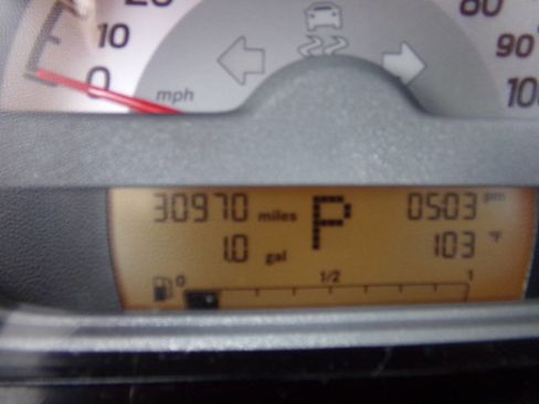 Used 2015 smart fortwo passion image 9