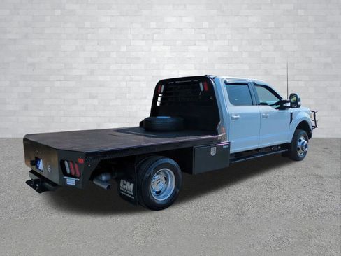 Used 2022 Ford F350 Lariat w/ Lariat Value Package image 4