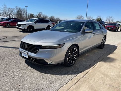 New 2026 Honda Accord Touring image 2