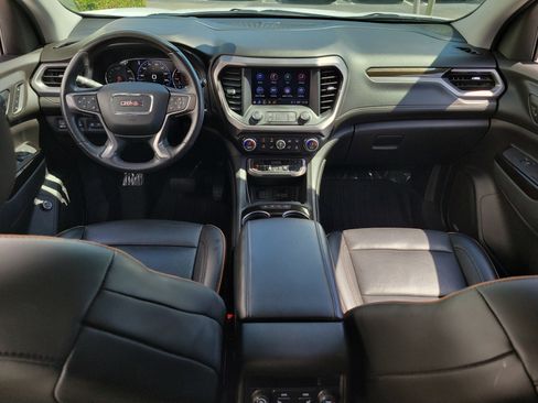 Used 2022 GMC Acadia AT4 w/ Technology Package AWD/4WD image 17