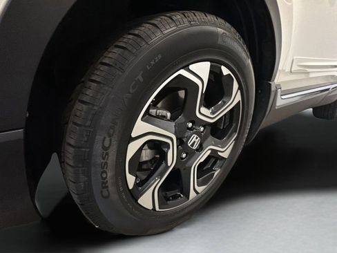 Used 2018 Honda CR-V Touring image 4