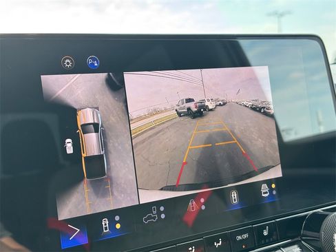 Certified 2024 Chevrolet Colorado Z71 w/ Z71 Convenience Package 2 image 21