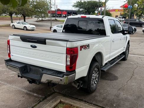 Used 2021 Ford F250 Lariat w/ Lariat Ultimate Package AWD/4WD image 3