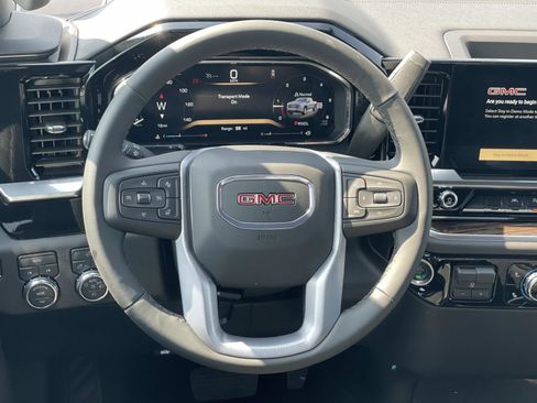 New 2026 GMC Sierra 1500 Elevation image 10
