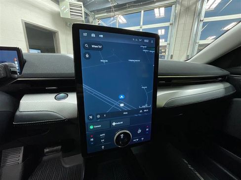 Used 2021 Ford Mustang Mach-E Select image 15