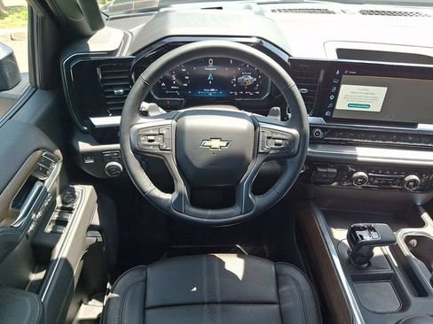 Certified 2026 Chevrolet Silverado 1500 High Country w/ High Country Premium Package AWD/4WD image 12