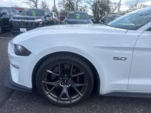 Used 2019 Ford Mustang GT Premium w/ Performance Package - Level 2 RWD image 8