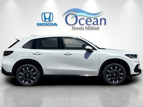 New 2026 Honda HR-V EX-L image 6