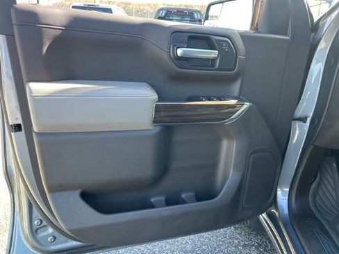 Used 2020 Chevrolet Silverado 1500 RST w/ All-Star Edition image 11