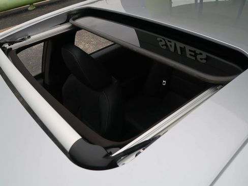 Used 2023 Lexus IS 500 image 40