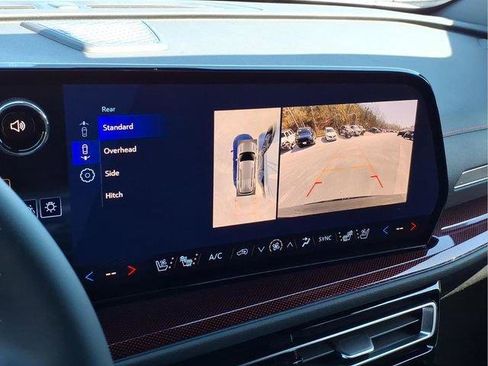 New 2026 Chevrolet Traverse RS w/ LPO, Floor Liner Package image 24