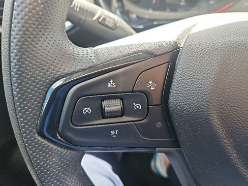 Used 2022 Chevrolet TrailBlazer LT w/ Driver Confidence Package FWD image 17