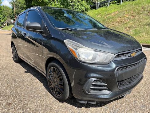 Used 2017 Chevrolet Spark LS FWD image 32