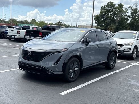 Certified 2023 Nissan Ariya FWD image 2