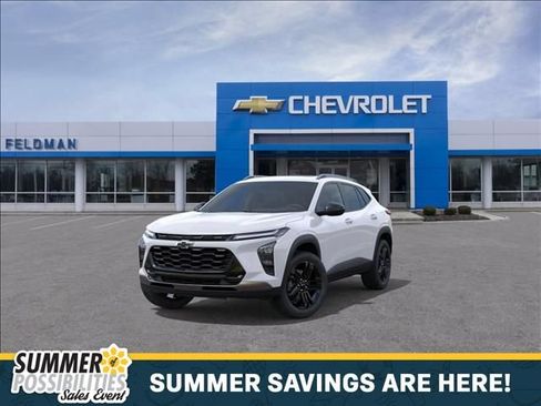 New 2026 Chevrolet Trax ACTIV w/ Sunroof Package FWD image 8