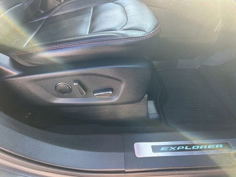 Used 2018 Ford Explorer Sport w/ Equipment Group 401A image 12