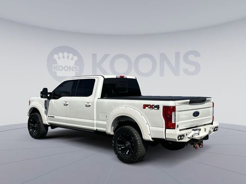 Used 2017 Ford F350 Lariat w/ Lariat Ultimate Package image 4