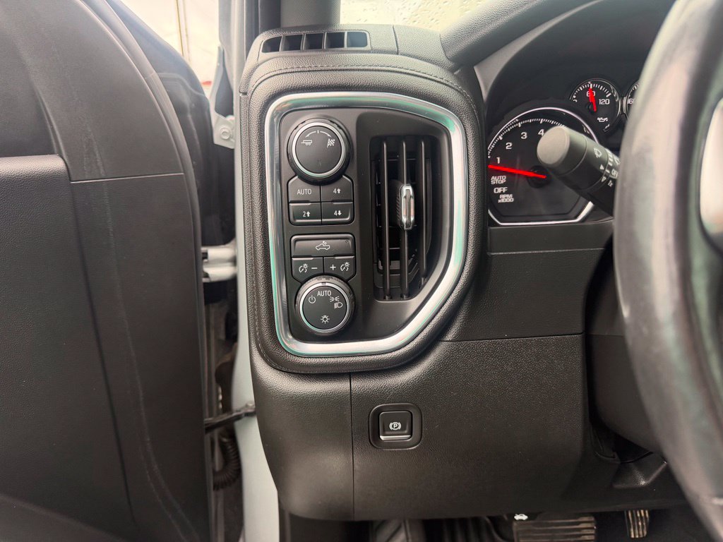 Used 2019 Chevrolet Silverado 1500 LT w/ All-Star Edition AWD/4WD image 22