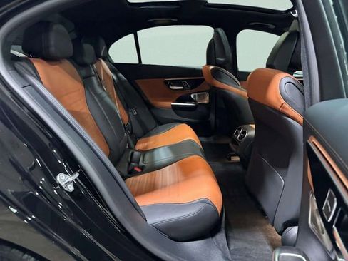 Used 2023 Mercedes-Benz C 300 4MATIC Sedan image 28