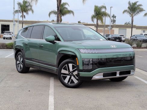 Used 2026 Hyundai Ioniq 9 SEL image 2