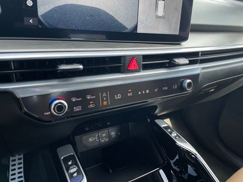 New 2026 Kia Sorento SX Prestige AWD/4WD image 18