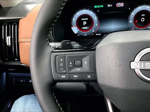 New 2026 Nissan Pathfinder Platinum image 24