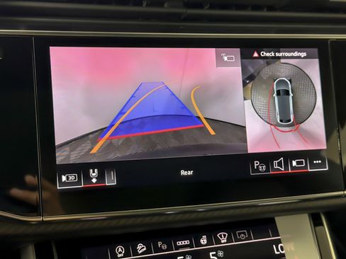 New 2026 Audi SQ8 Prestige image 18