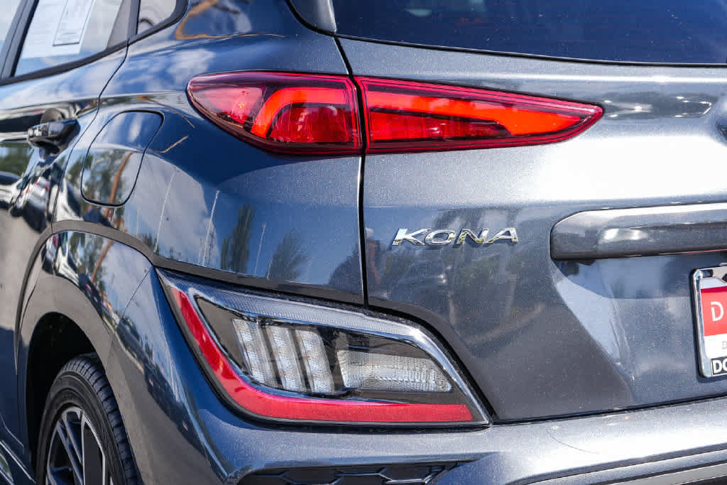Used 2022 Hyundai Kona N Line w/ Tech Package AWD/4WD image 9