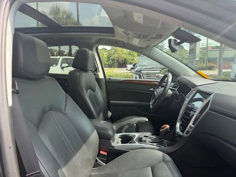 Used 2016 Cadillac SRX Luxury AWD/4WD image 13