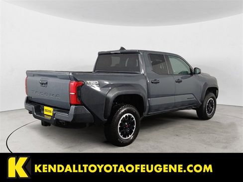 Used 2024 Toyota Tacoma TRD Off-Road image 4