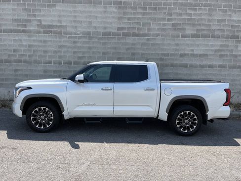 Used 2022 Toyota Tundra Limited AWD/4WD image 3