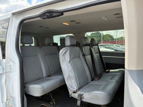 Used 2018 Ford Transit 150 XL image 14