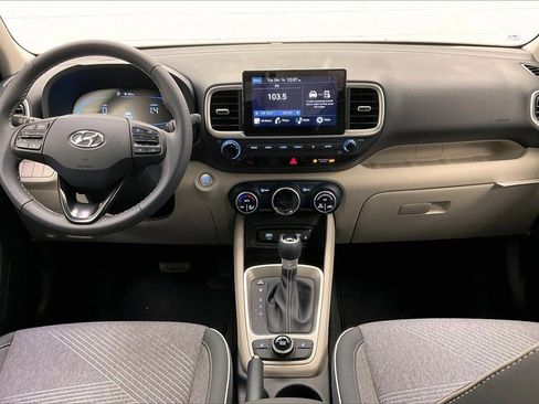 New 2026 Hyundai Venue SEL image 5