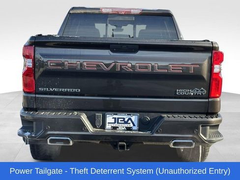 Used 2021 Chevrolet Silverado 1500 High Country w/ Technology Package image 25