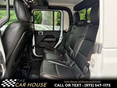 Used 2022 Jeep Gladiator Mojave w/ LED Lighting Group AWD/4WD image 17