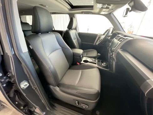 Used 2024 Toyota 4Runner SR5 Premium w/ Moonroof Package AWD/4WD image 26