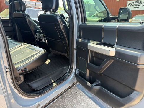 Used 2019 Ford F150 Lariat w/ Equipment Group 502A Luxury AWD/4WD image 13