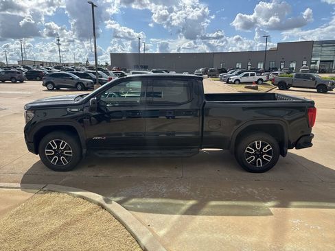 Used 2022 GMC Sierra 1500 AT4 w/ AT4 Preferred Package image 2