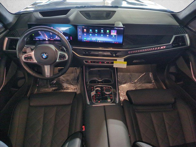 Used 2026 BMW X7 xDrive40i w/ M Sport Package AWD/4WD image 18